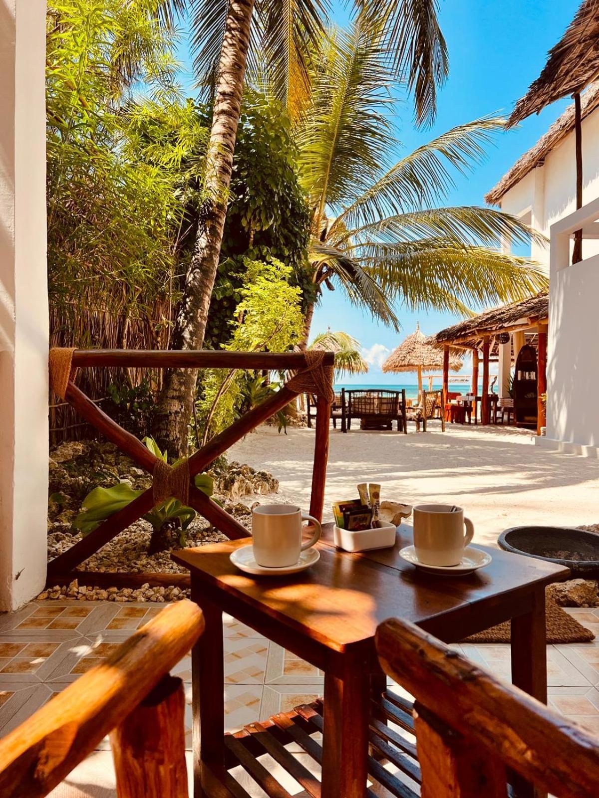 Helwas Zanzibar Beach Hotel Bwejuu Exterior foto